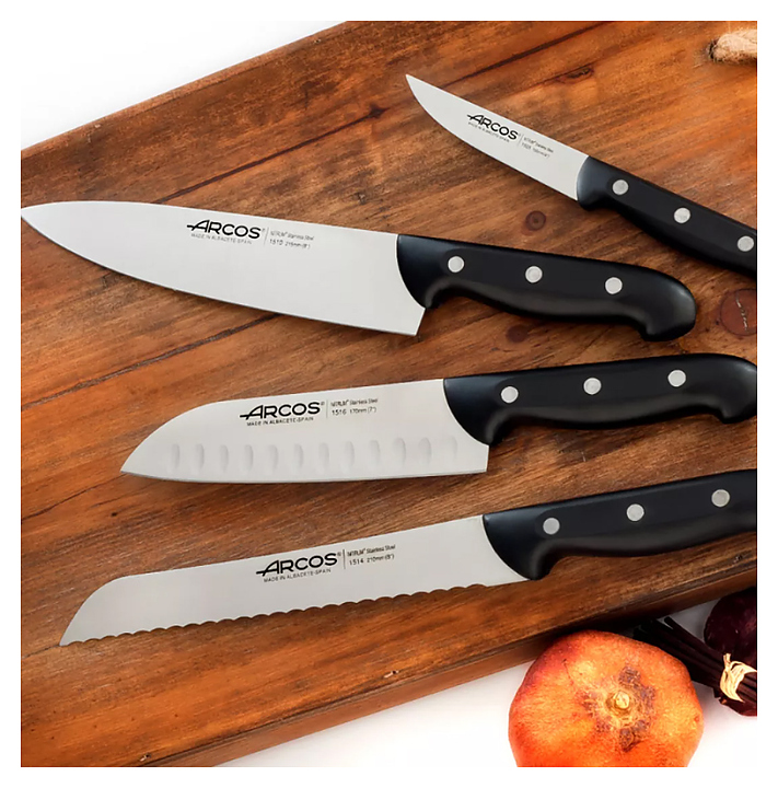 Нож поварской Сантоку Arcos Maitre 151600