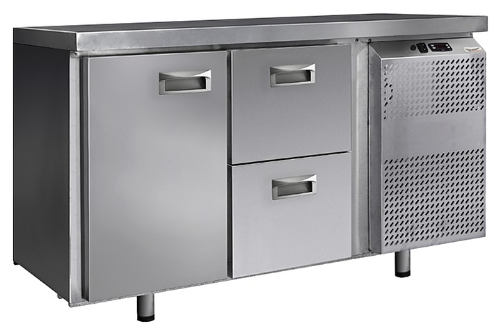 Стол холодильный Finist СХС-600-1/2 (боковой холодильный агрегат)